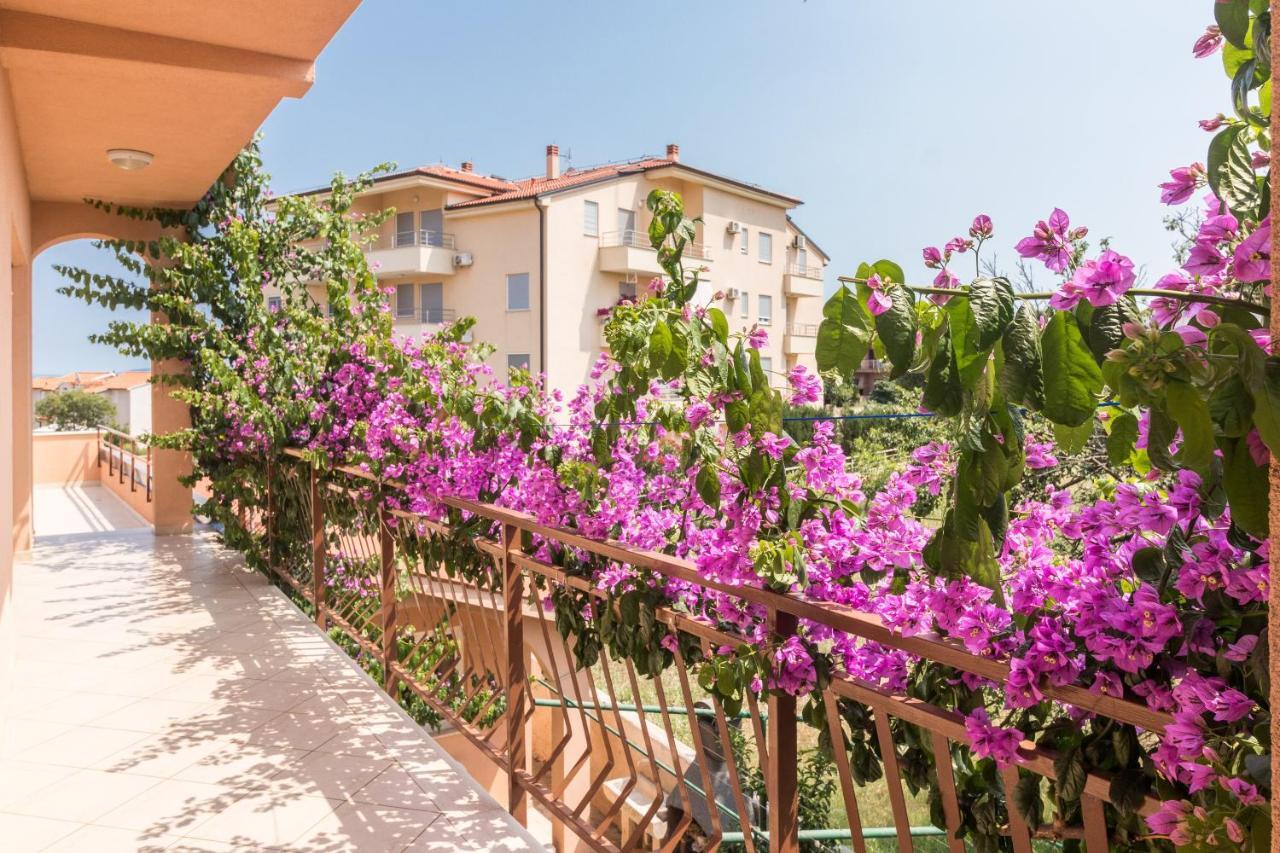 Apartments Ivica 1706 Ližnjan 外观 照片